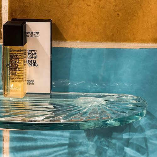Atelier Ines B&B Home Gallery Neapol Zewnętrze zdjęcie